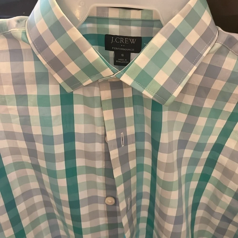 J.Crew performance size small button-down